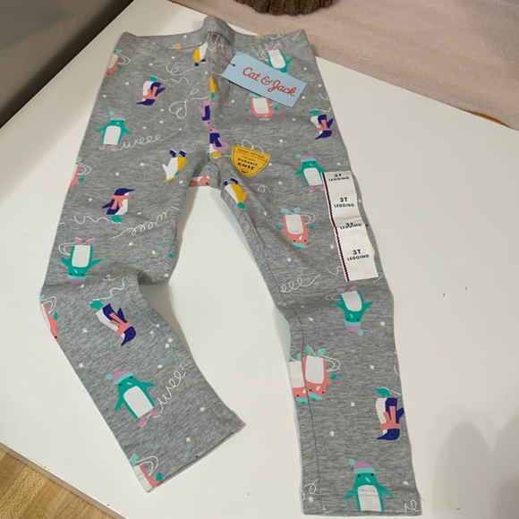 Cat & Jack Other - Cat and Jack Girls 3T Grey Penguins Leggings NWT